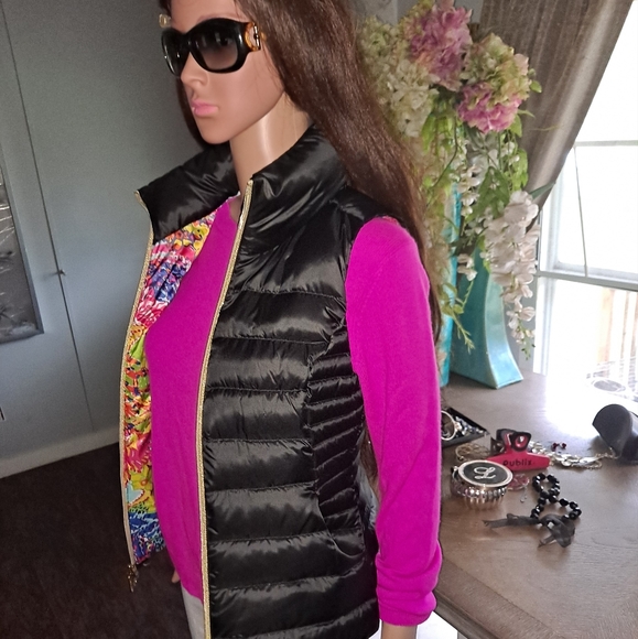 Lilly Pulitzer Jackets & Blazers - Lilly pulitzer  puffer vest size xs